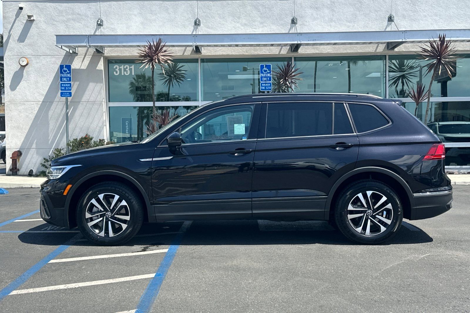 Certified 2023 Volkswagen Tiguan S image 7