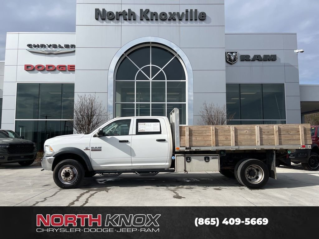 Used 2017 RAM 5500 Tradesman w/ Chrome Appearance Group image 2