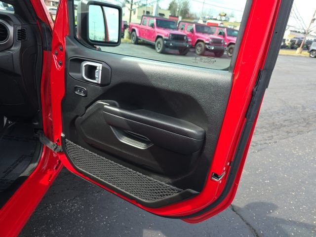 Used 2023 Jeep Wrangler Unlimited Sport w/ Sun And Sound Package AWD/4WD image 40