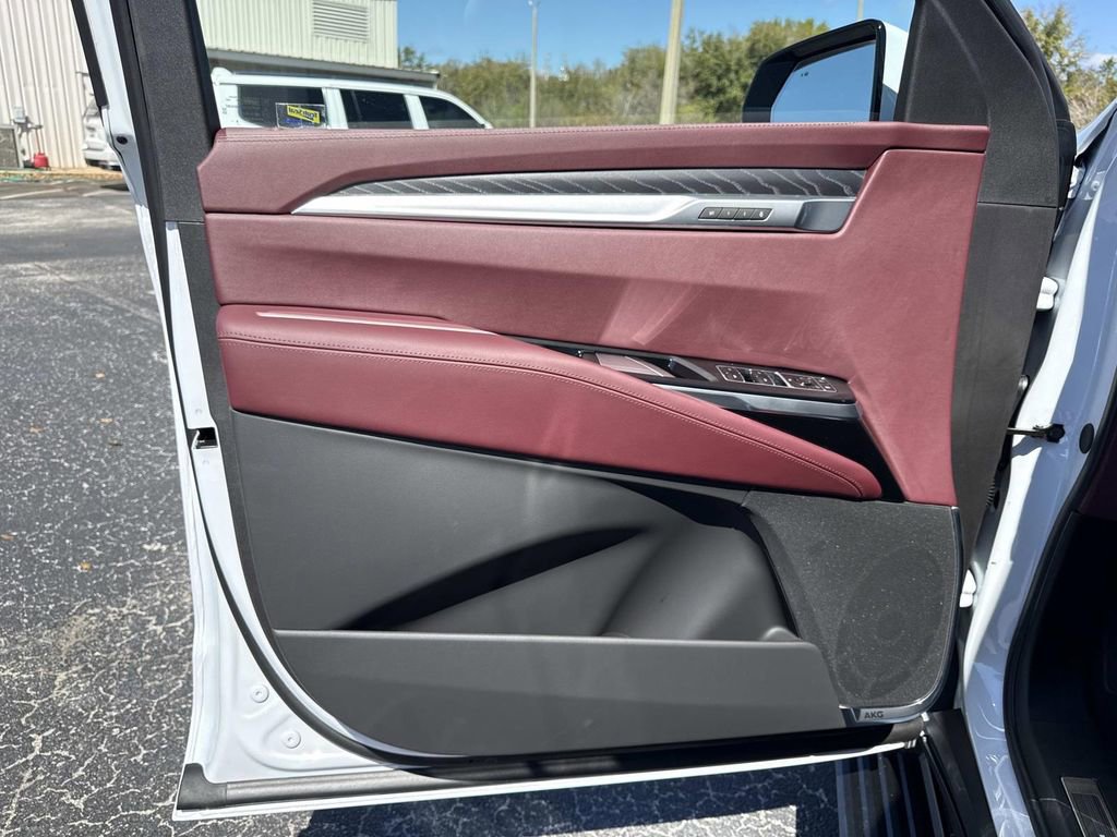 New 2026 Cadillac Escalade Luxury w/ Touring Package image 19