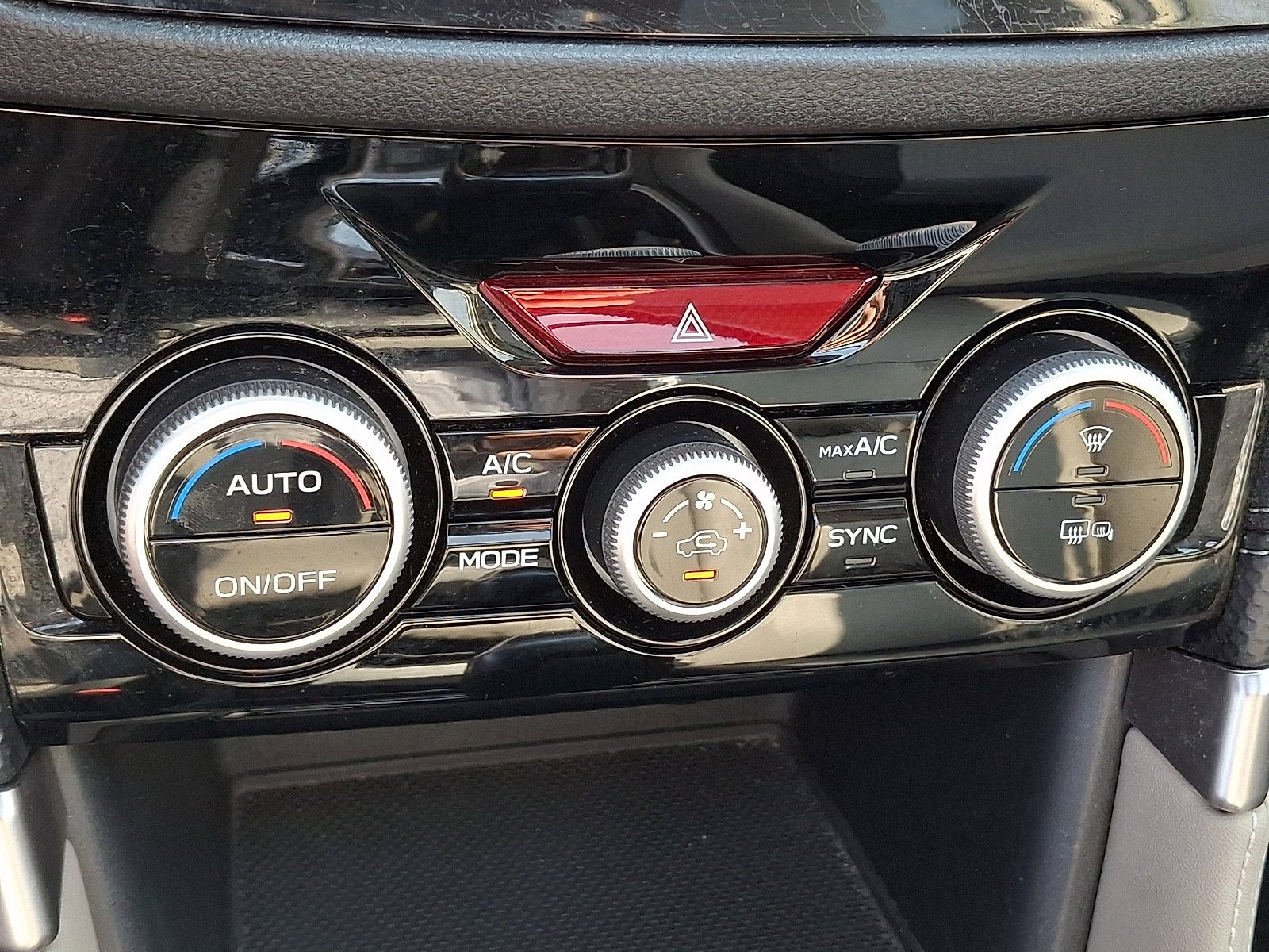 Used 2020 Subaru Forester Limited AWD/4WD image 16