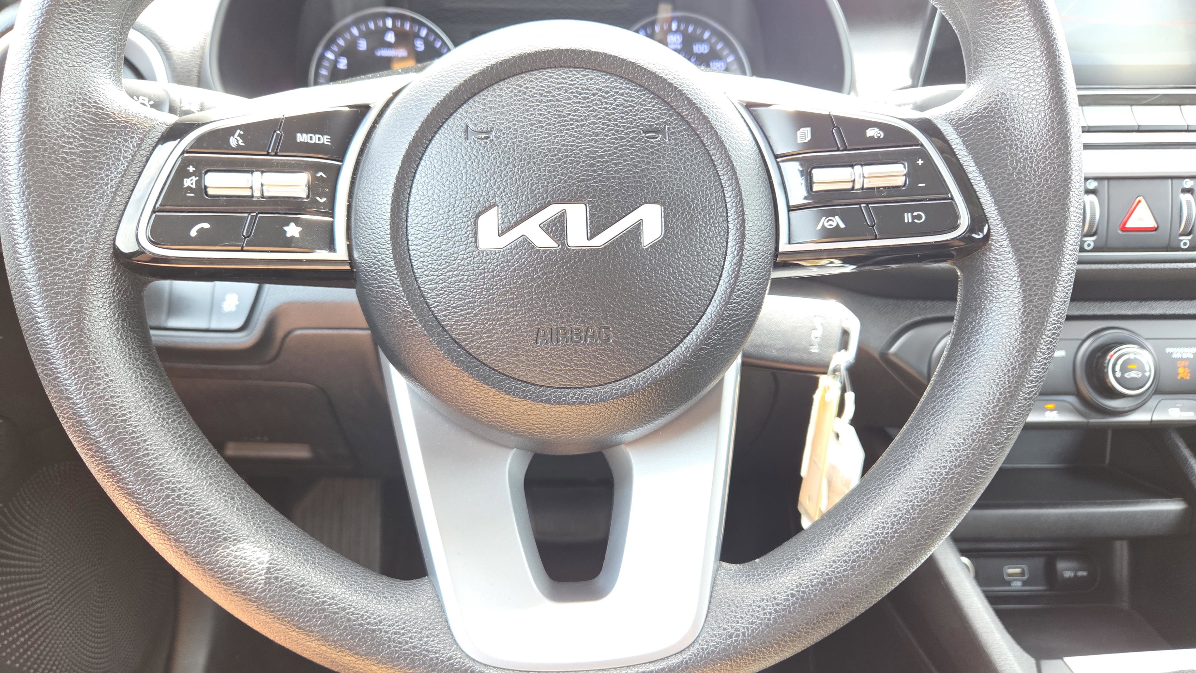 Used 2023 Kia Forte LX FWD image 25