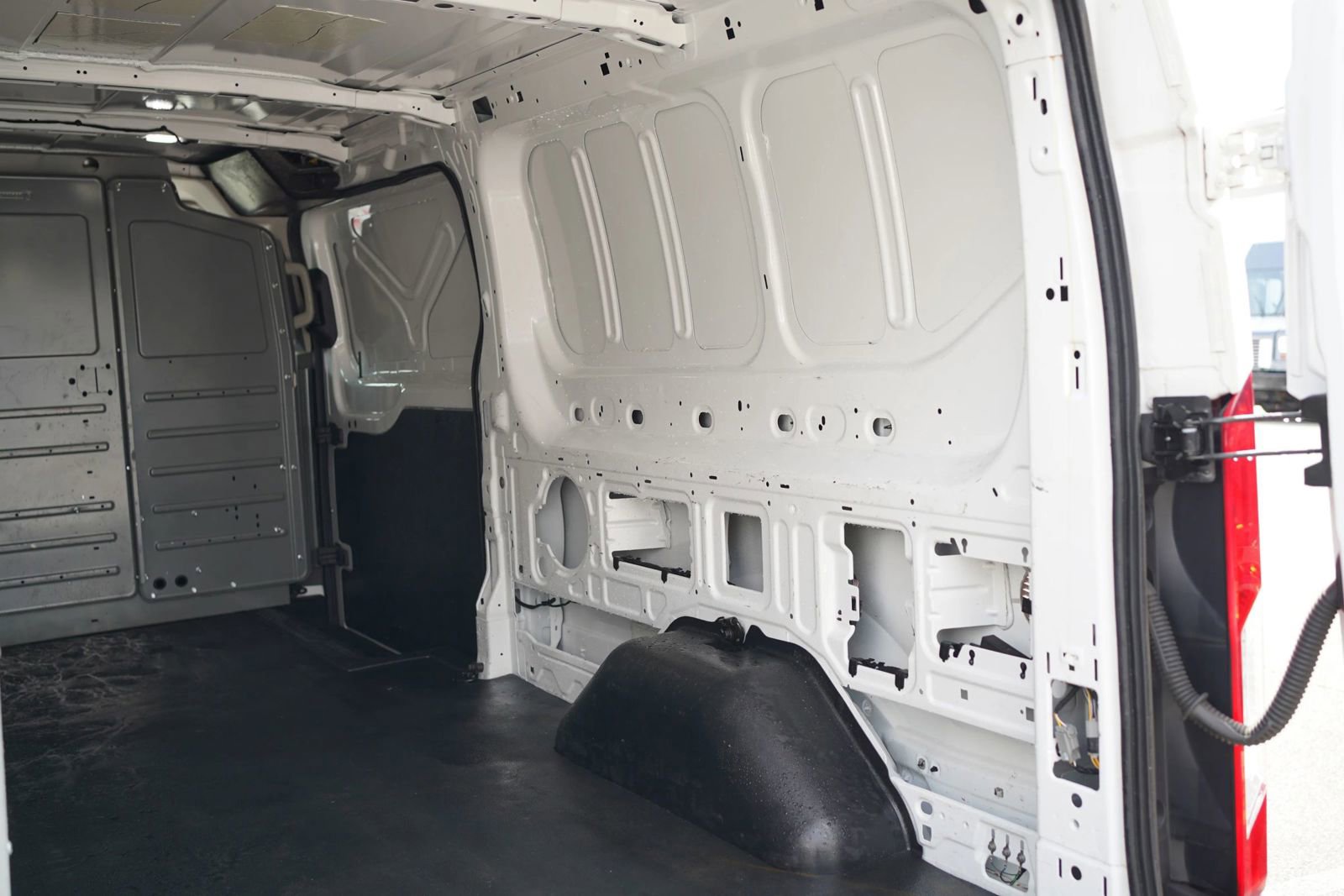 Used 2020 Ford Transit 150 Low Roof w/ Upfitter Package RWD image 12