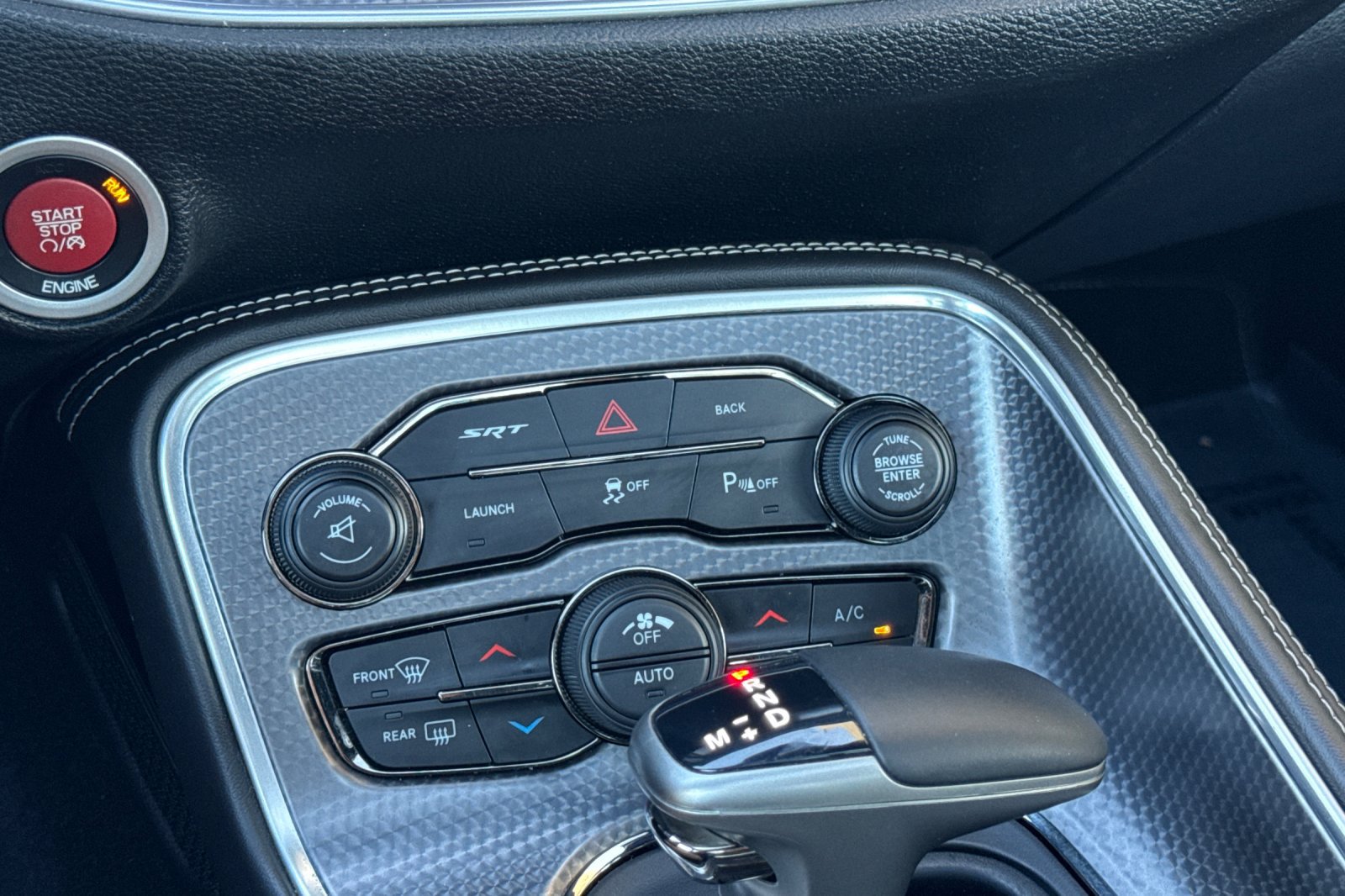 Used 2016 Dodge Challenger SRT Hellcat RWD image 23