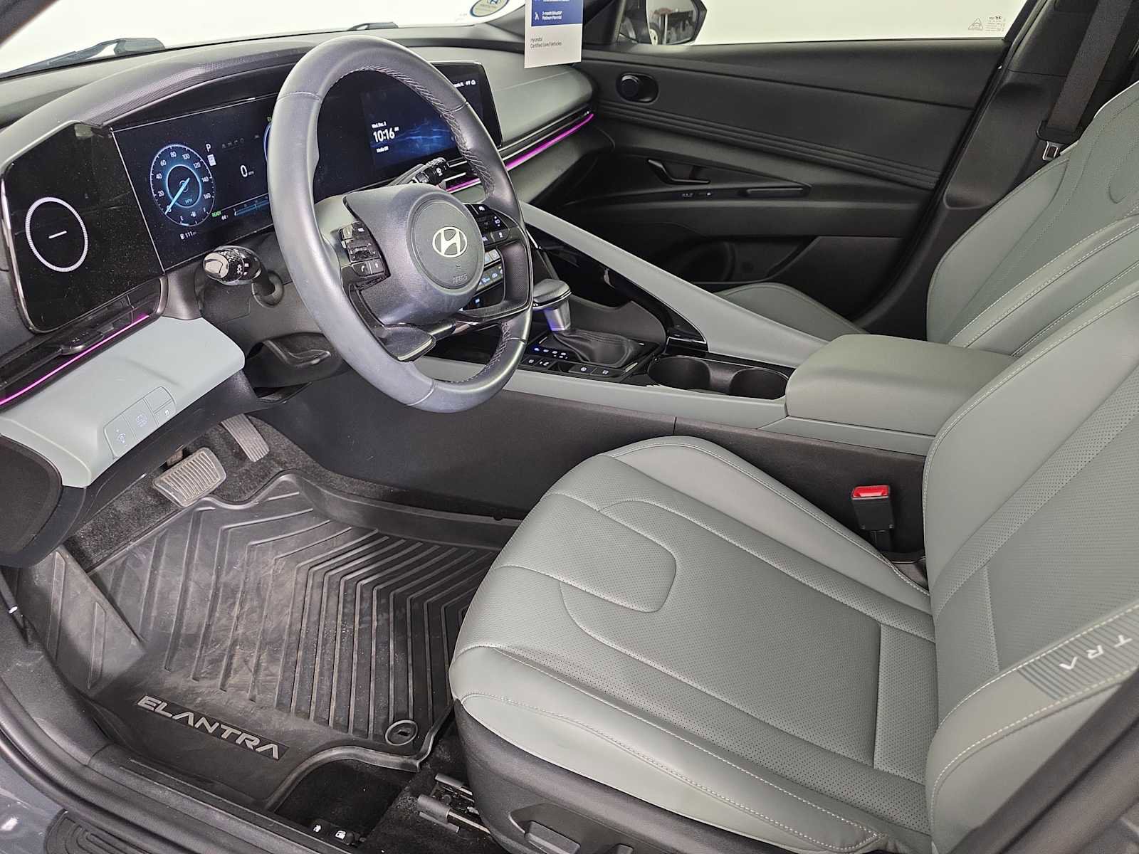 Used 2024 Hyundai Elantra Limited image 11