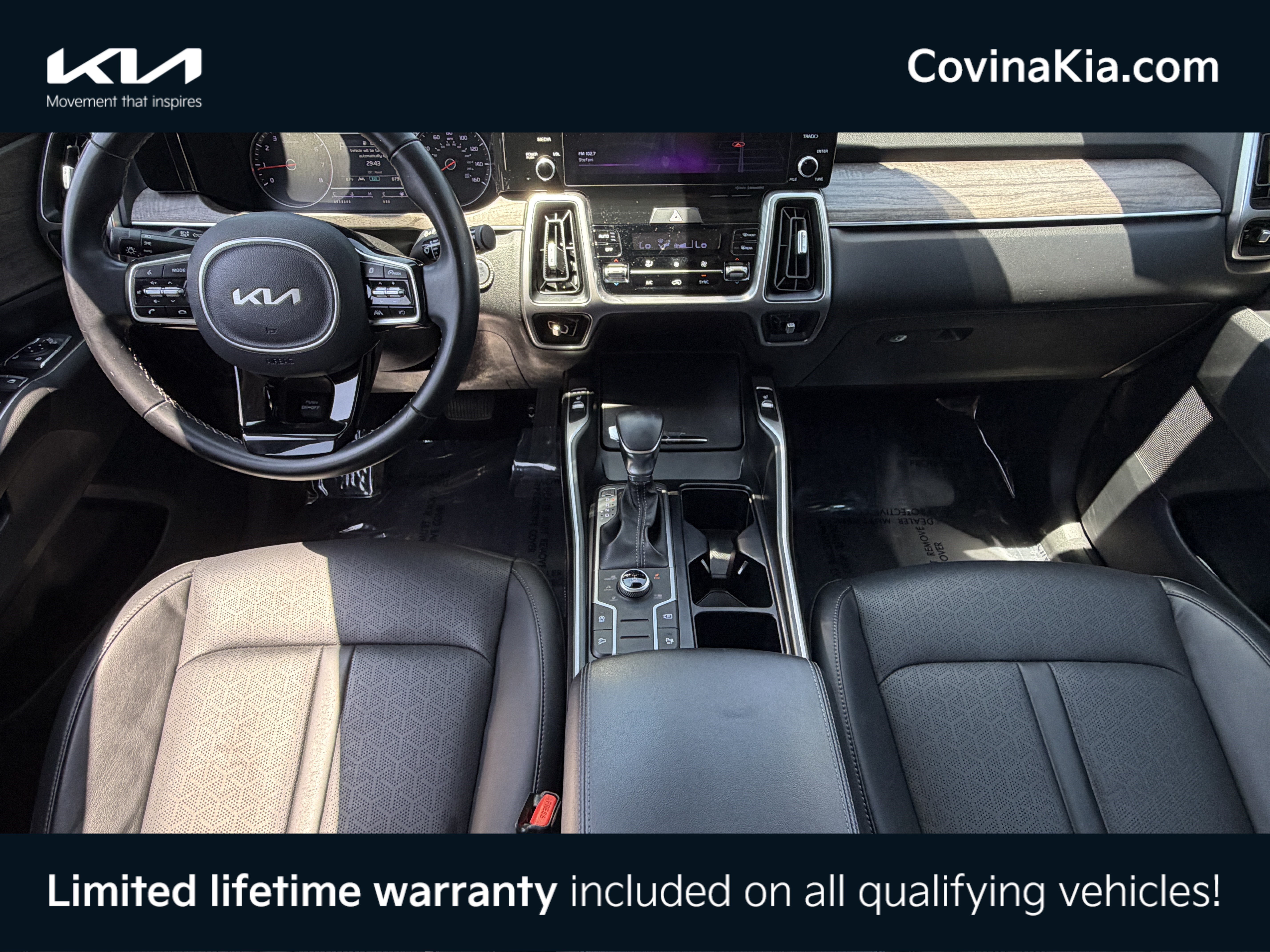 Certified 2022 Kia Sorento S w/ Panoramic Sunroof Package AWD/4WD image 27