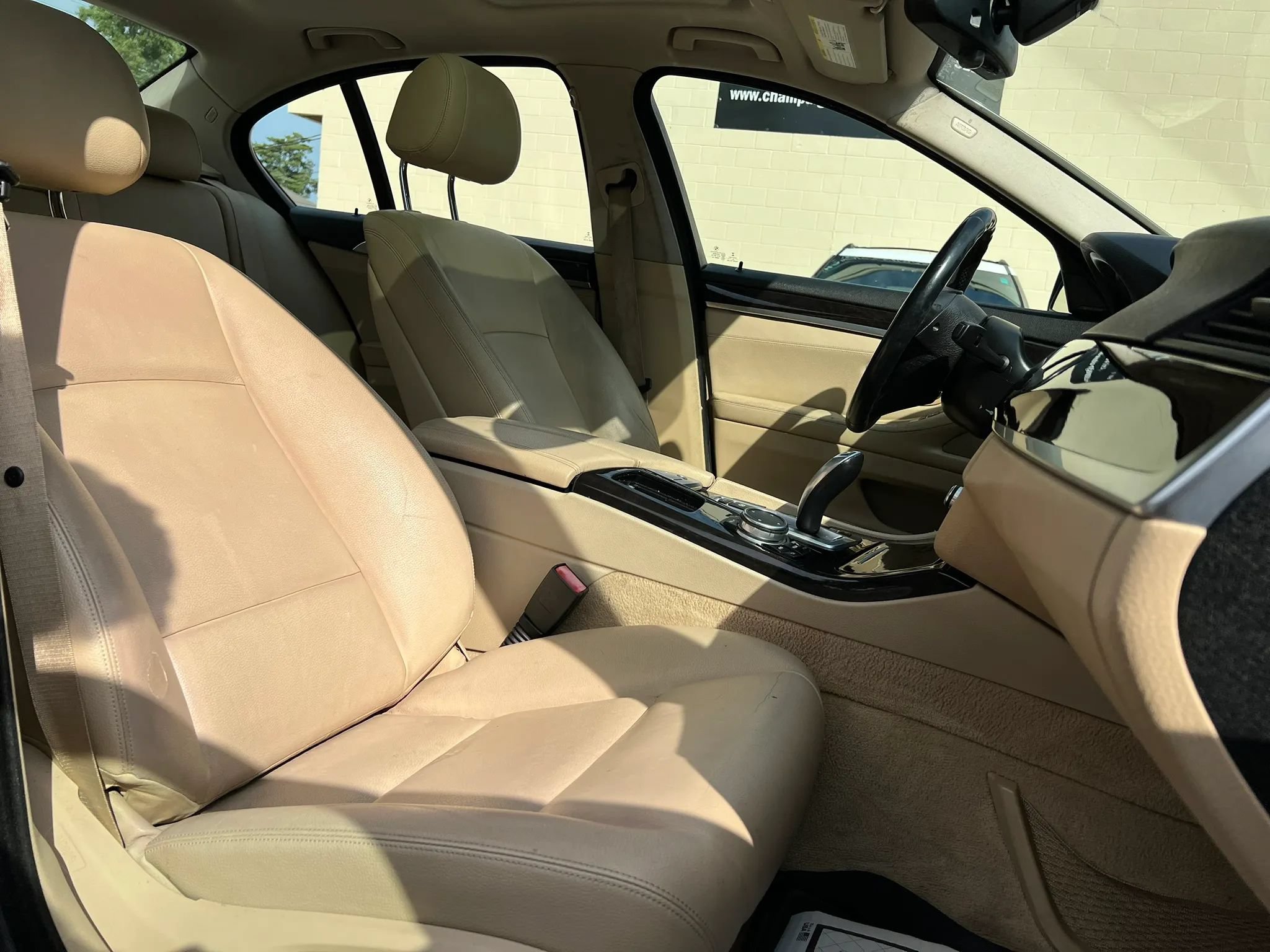 Used 2015 BMW 528i xDrive Sedan AWD/4WD image 19