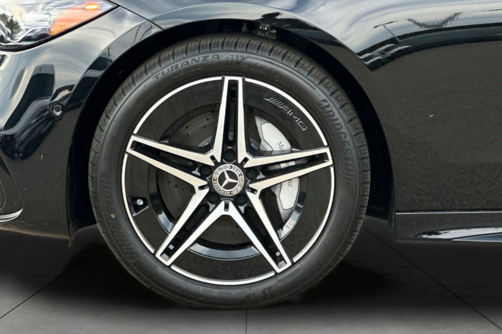 New 2025 Mercedes-Benz C 300 4MATIC Sedan image 3