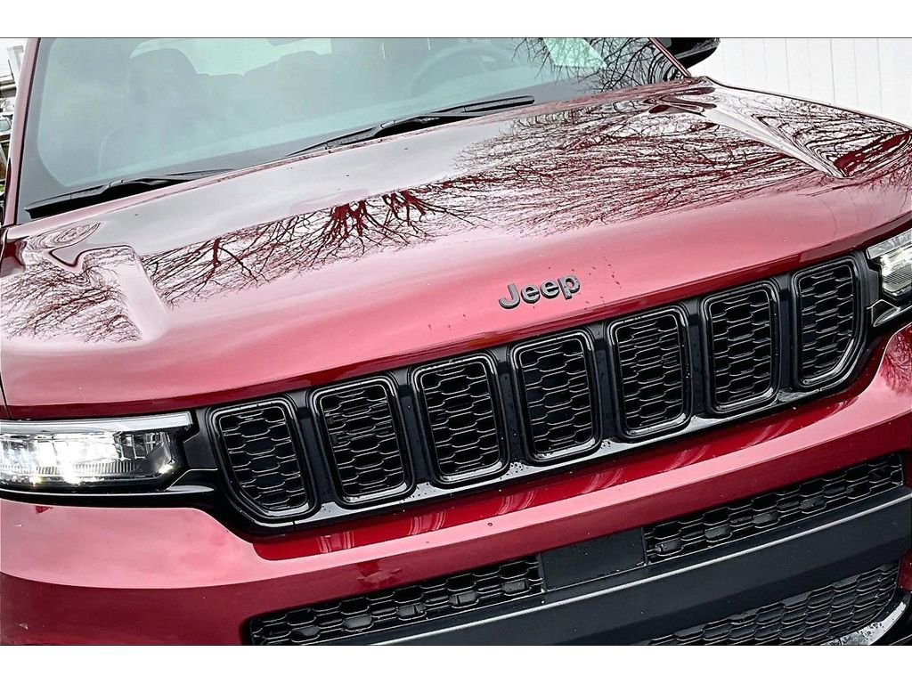 Certified 2025 Jeep Grand Cherokee L Altitude image 33