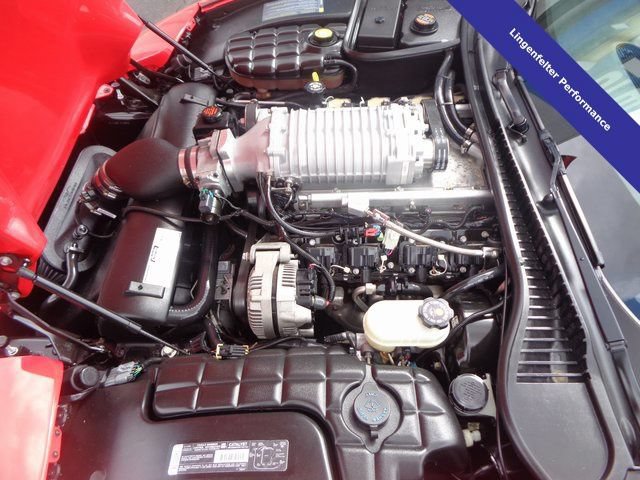 Used 2001 Chevrolet Corvette Coupe w/ Preferred Equipment Group2 RWD image 13