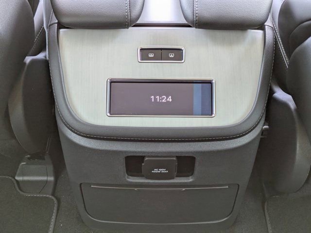 New 2025 Lincoln Navigator Reserve image 15