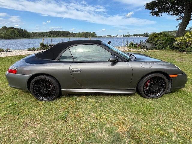 Used 2003 Porsche 911 Carrera 4 image 2