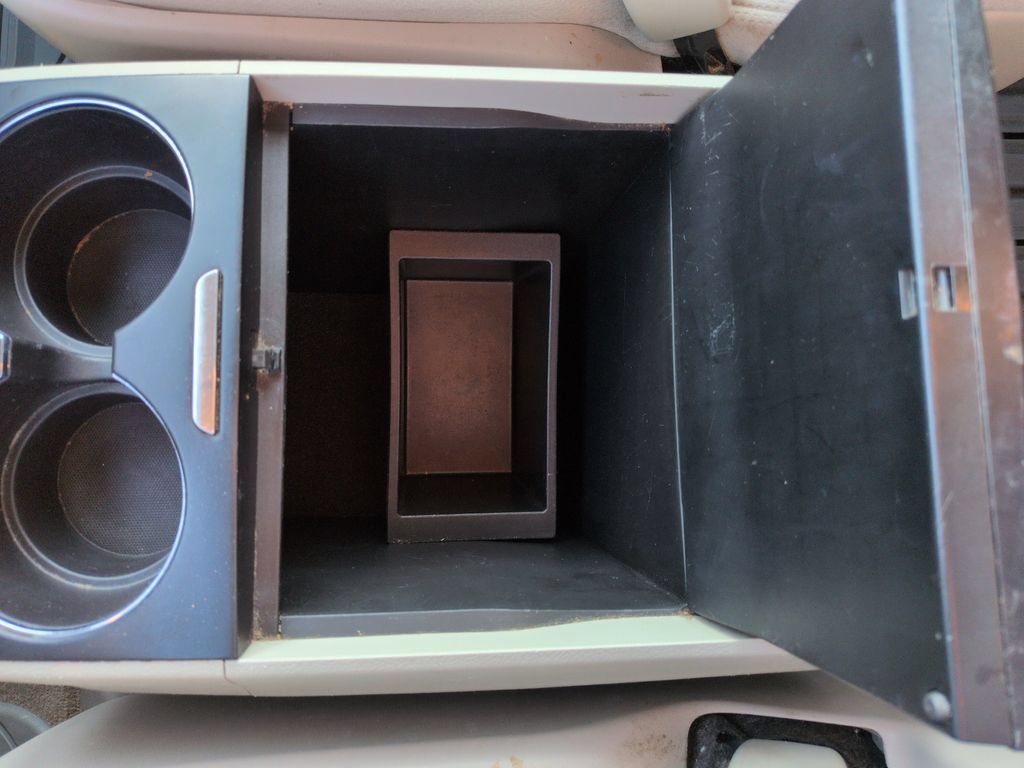 Used 2015 Toyota Sienna LE FWD image 27