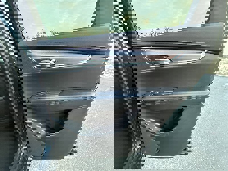 Used 2019 Cadillac XT5 Premium Luxury w/ LPO, Black Ice Package image 29