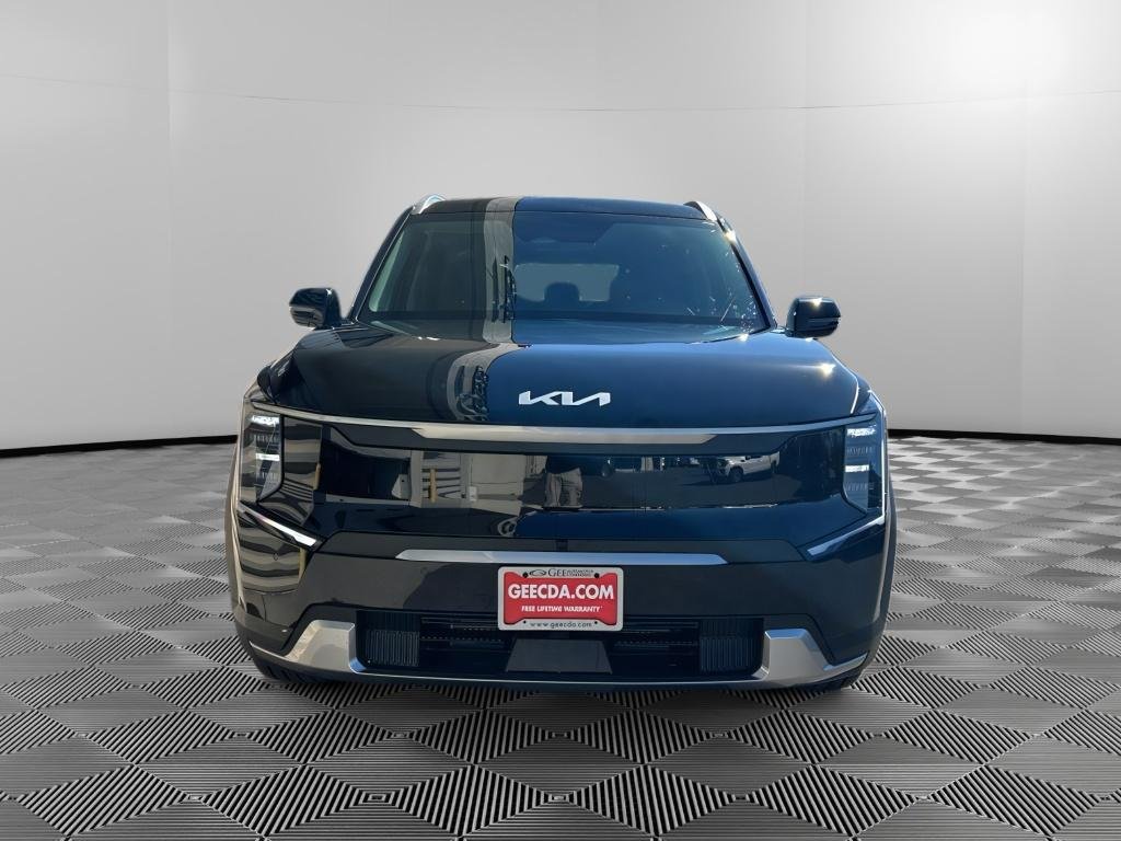 New 2026 Kia EV9 Wind AWD/4WD image 4