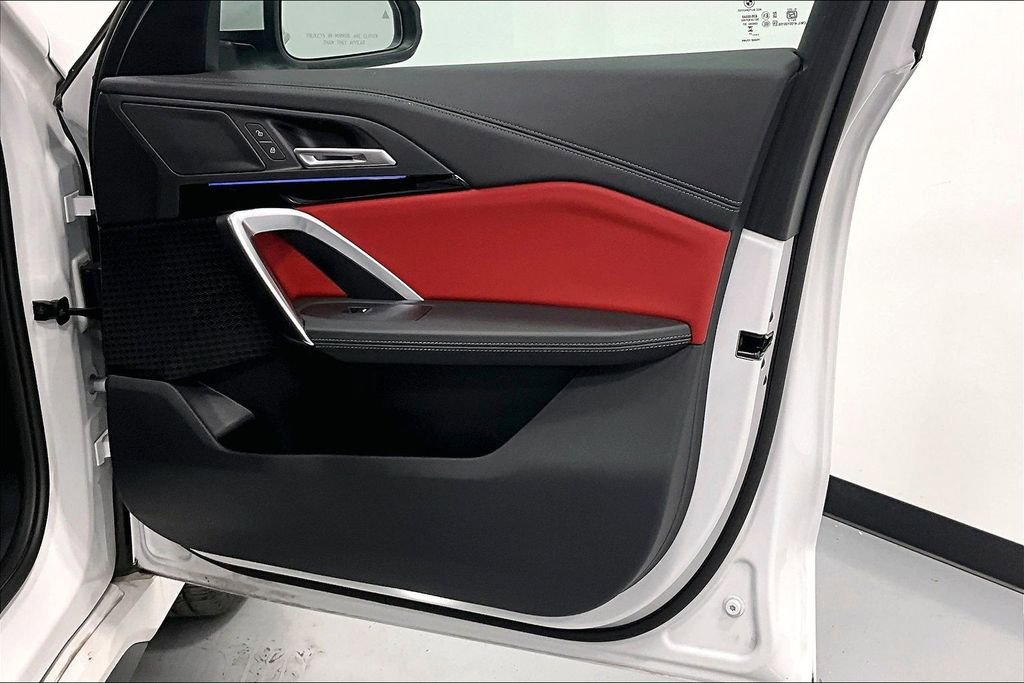 Used 2025 BMW X1 xDrive28i image 18