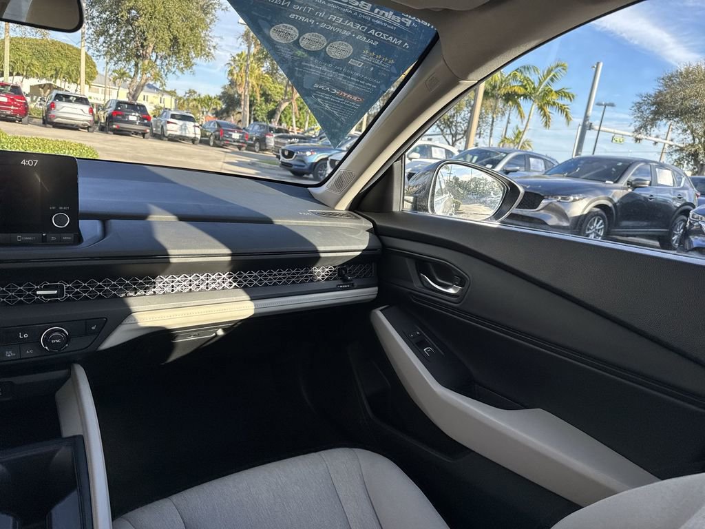Used 2024 Honda Accord EX image 15