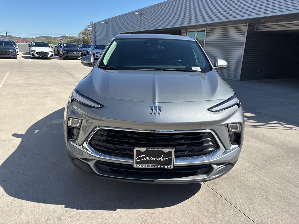 Used 2025 Buick Encore GX Preferred image 2