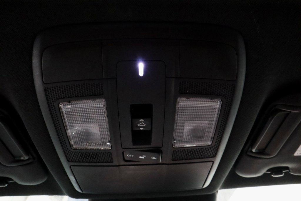 Used 2016 MAZDA CX-9 Signature image 26