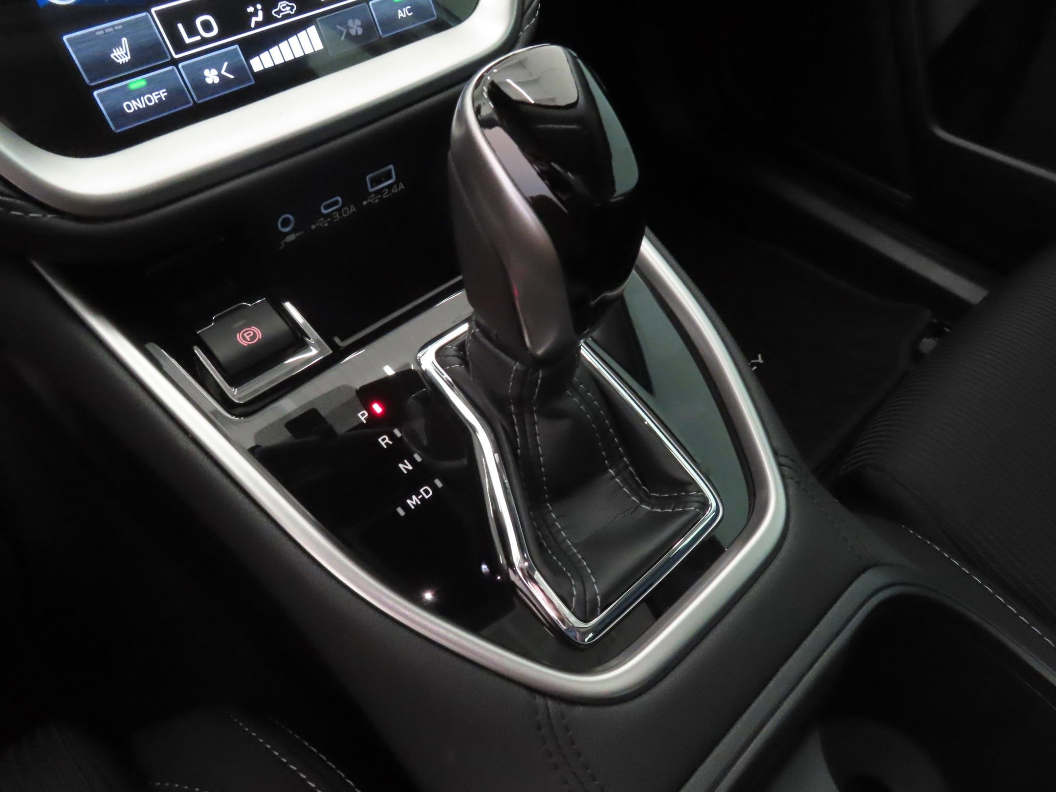 Certified 2025 Subaru Legacy Premium AWD/4WD image 16