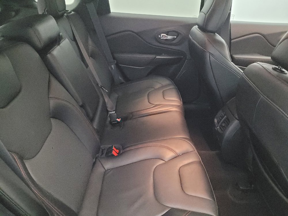 Used 2022 Jeep Cherokee Trailhawk w/ Premium Leather Package image 19