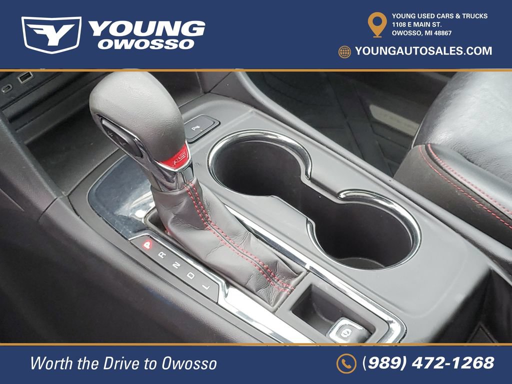 Used 2022 Chevrolet Equinox RS w/ RS Leather Package FWD image 24