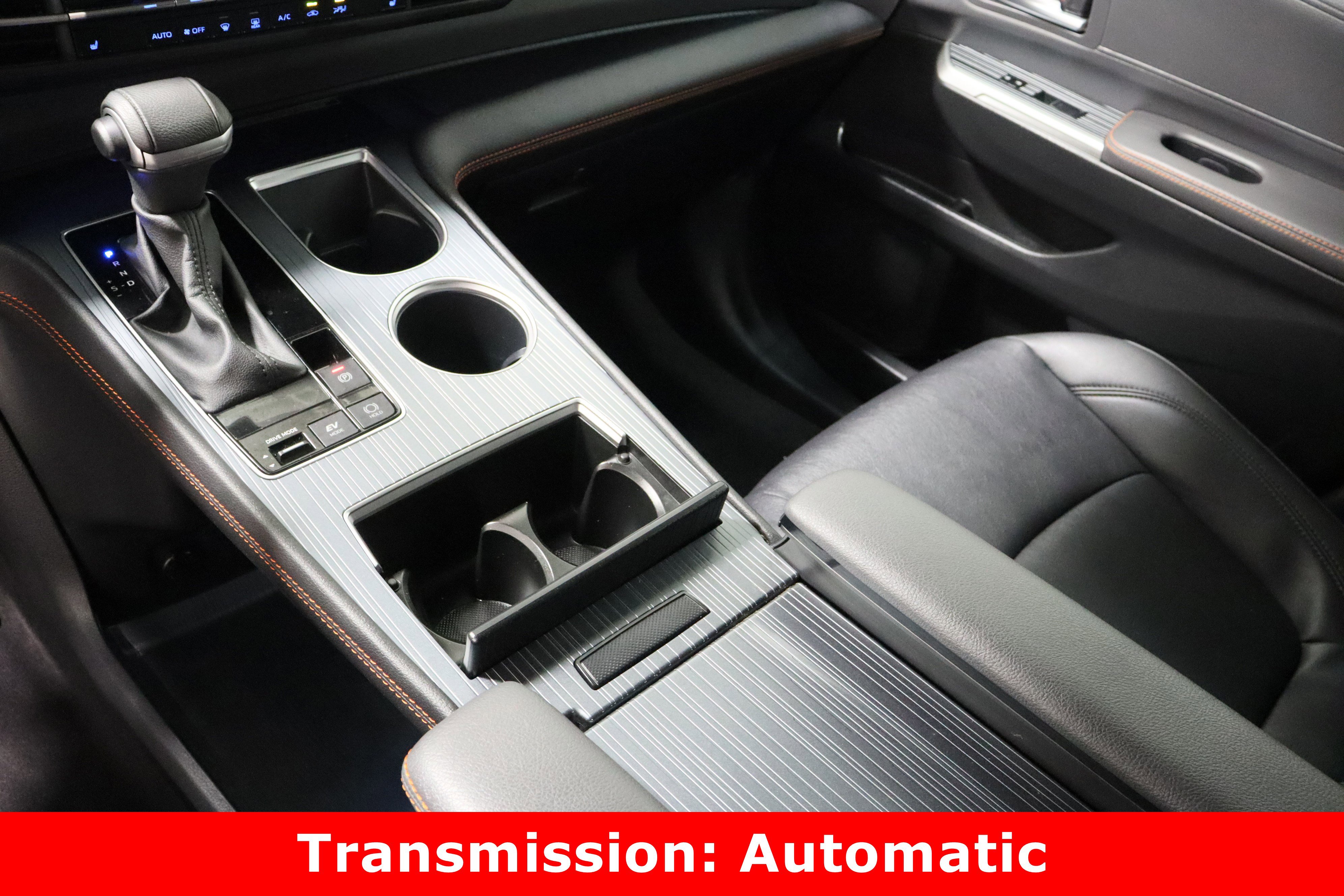 Used 2023 Toyota Sienna XSE image 17