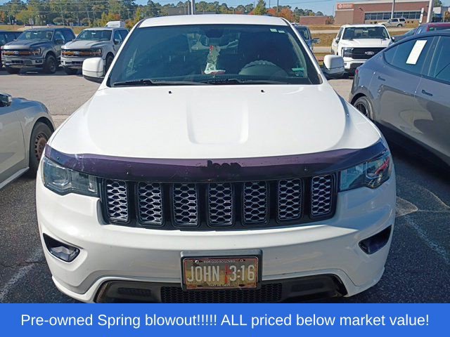 Used 2019 Jeep Grand Cherokee Altitude AWD/4WD image 2