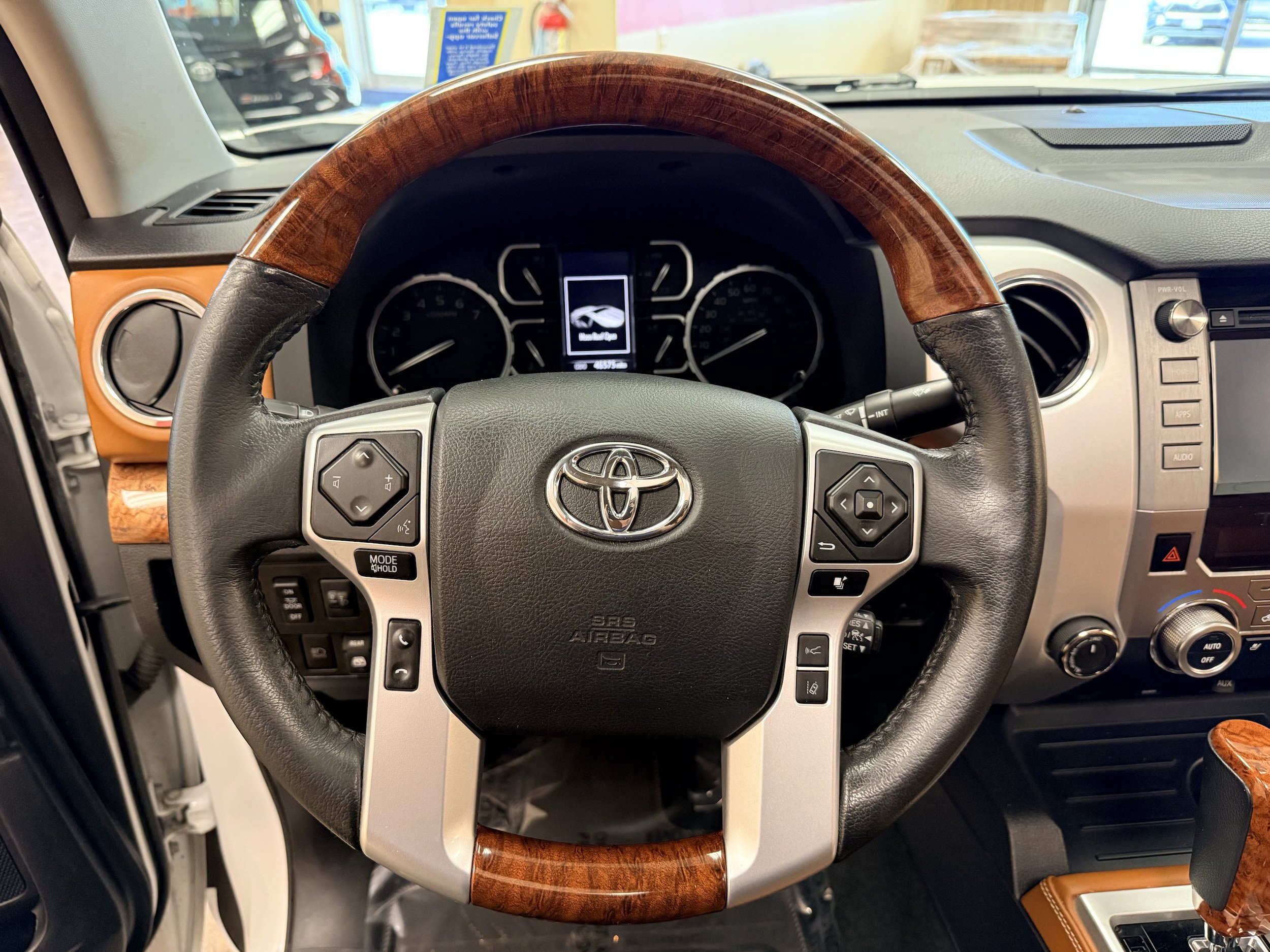Used 2019 Toyota Tundra 1794 Edition AWD/4WD image 32