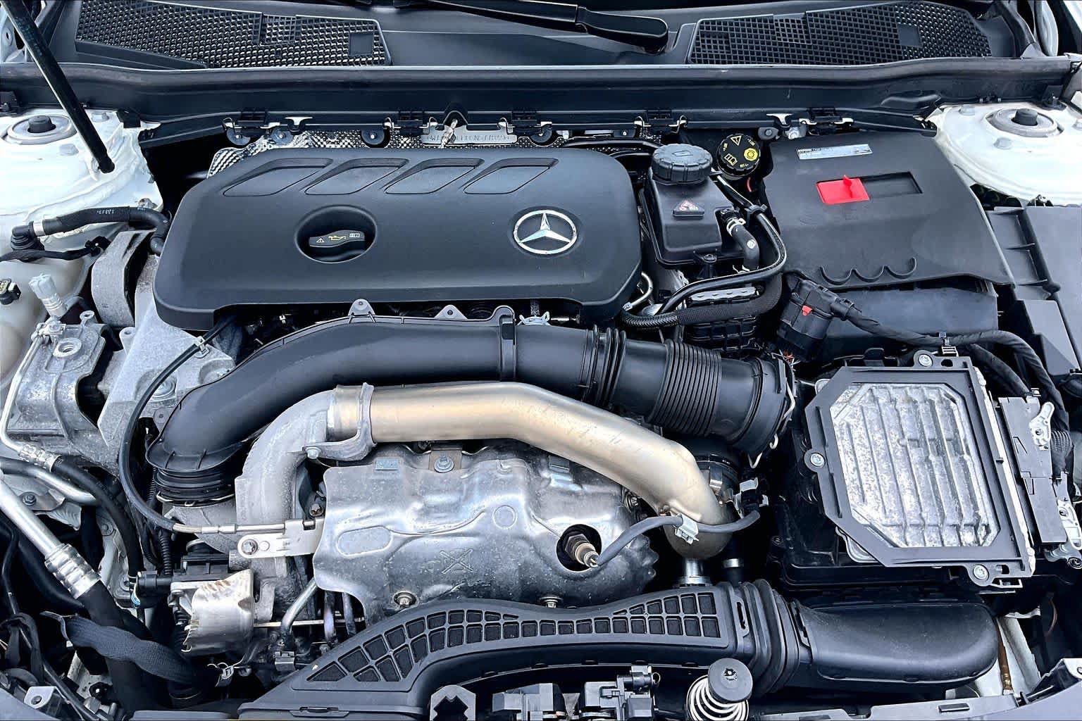 Used 2025 Mercedes-Benz CLA 250 image 33