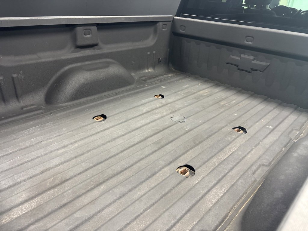 Used 2018 Chevrolet Silverado 2500 High Country w/ Duramax Plus Package image 5