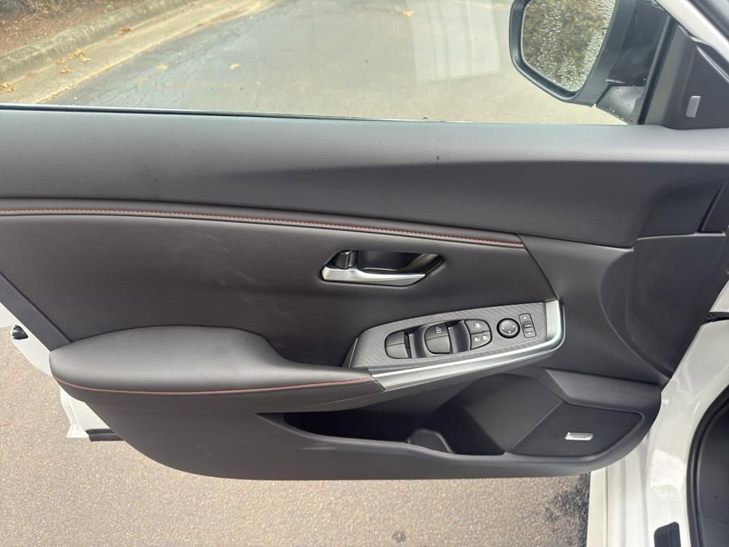 New 2025 Nissan Sentra SR image 17