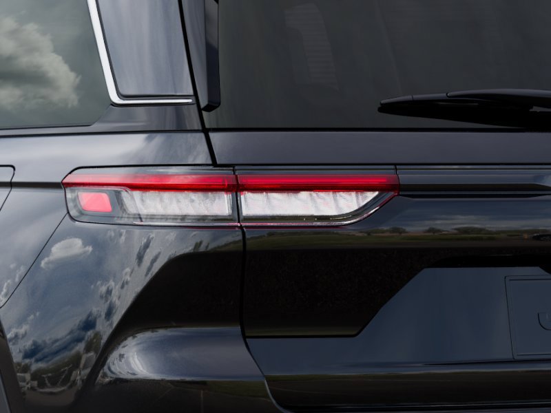 New 2025 Jeep Grand Cherokee Laredo X w/ Luxury Tech Group I RWD image 10