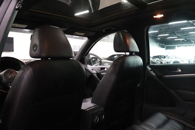 Used 2014 Volkswagen Tiguan R-Line FWD image 17