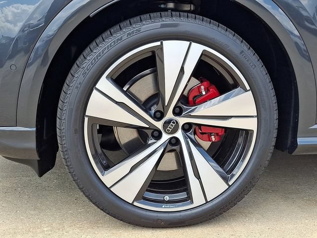 New 2026 Audi SQ5 Premium Plus AWD/4WD image 6