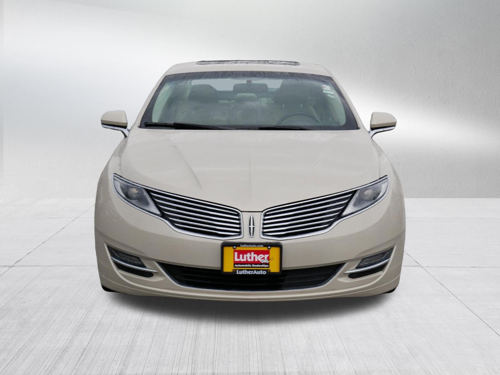 Used 2016 Lincoln MKZ AWD w/ Equipment Group 200A Select video 2