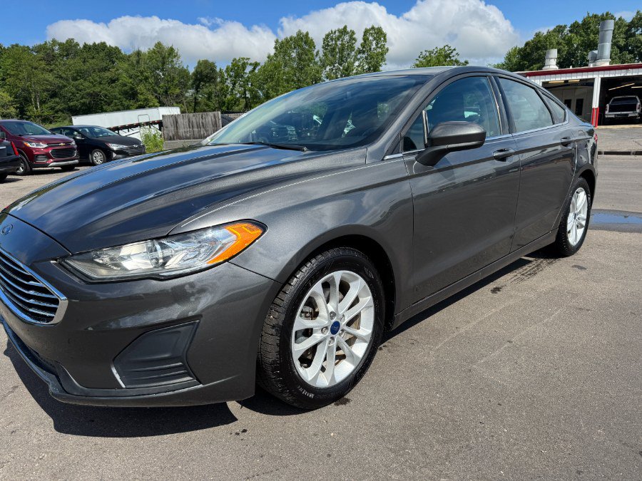 Used 2019 Ford Fusion SE FWD image 9