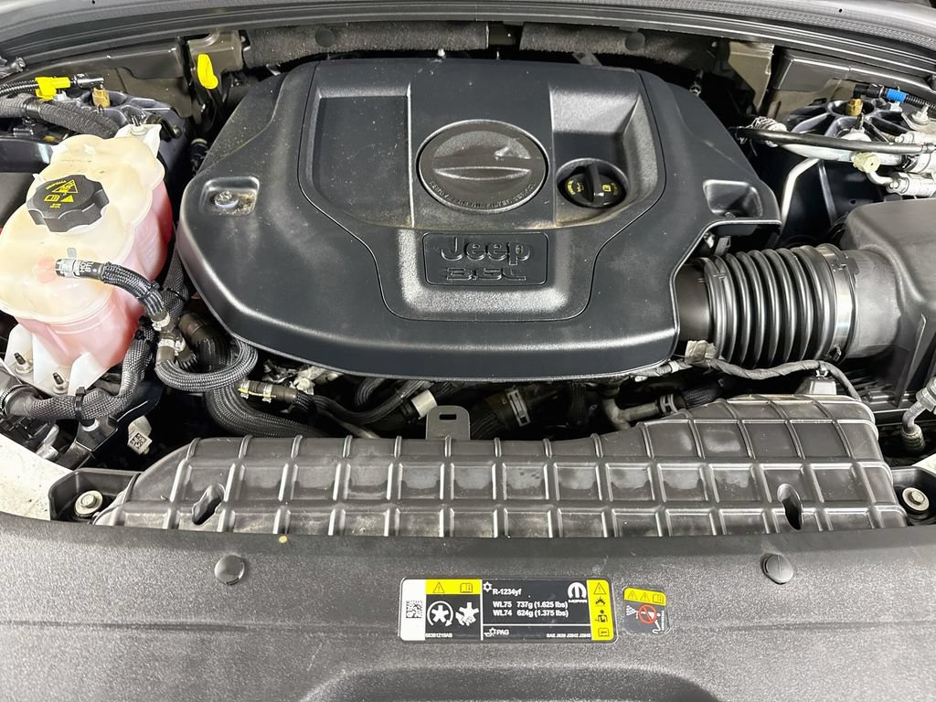 Used 2024 Jeep Grand Cherokee Summit AWD/4WD image 38