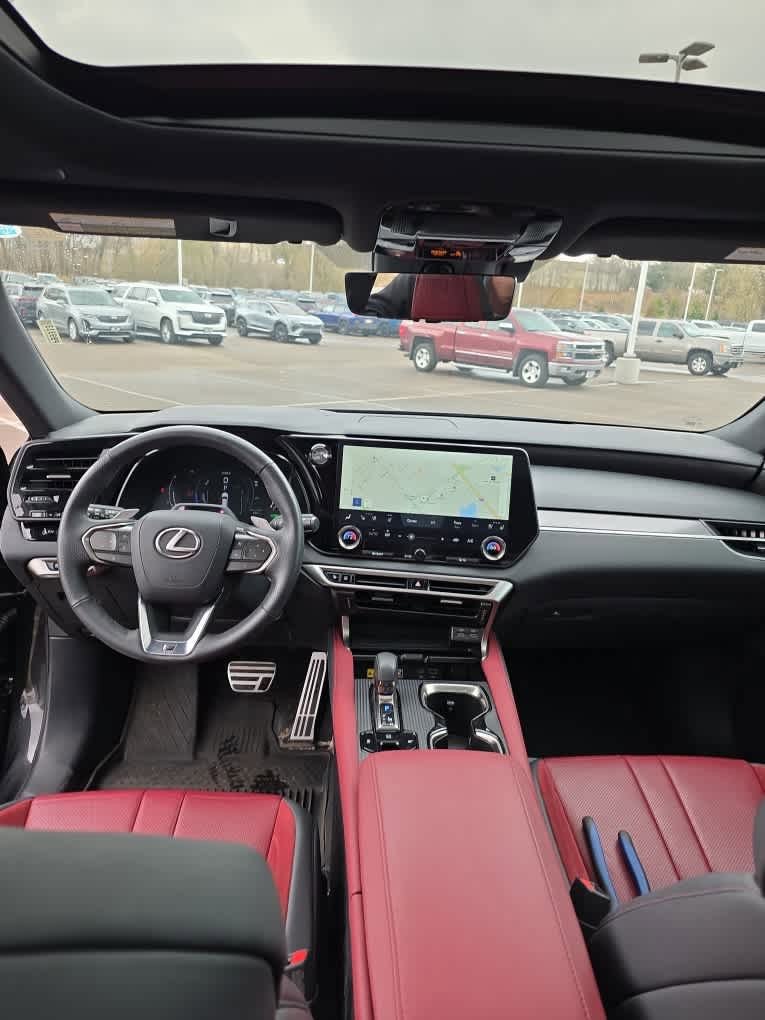 Used 2024 Lexus RX 500h F Sport w/ Convenience Package image 7