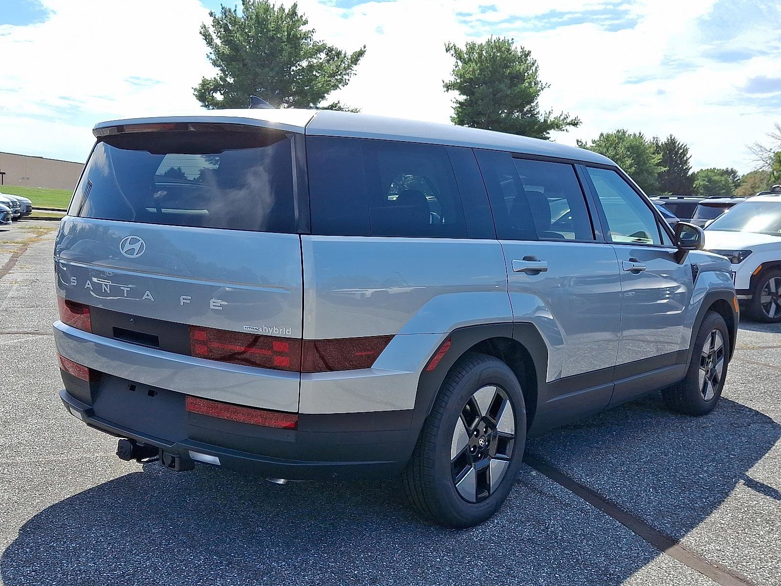 New 2026 Hyundai Santa Fe SE image 3