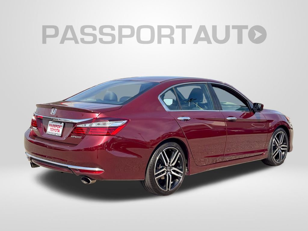 Used 2017 Honda Accord Sport image 7