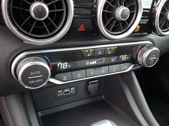 Used 2023 Nissan Sentra SR w/ SR Premium Package image 16