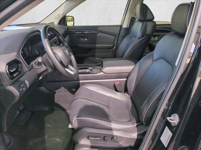 Certified 2025 Honda Pilot Elite image 17