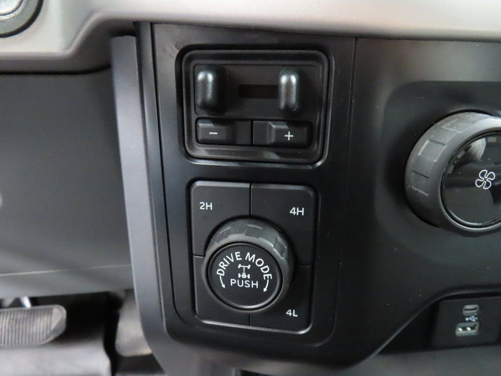 Used 2023 Ford F150 XLT w/ Trailer Tow Package image 64