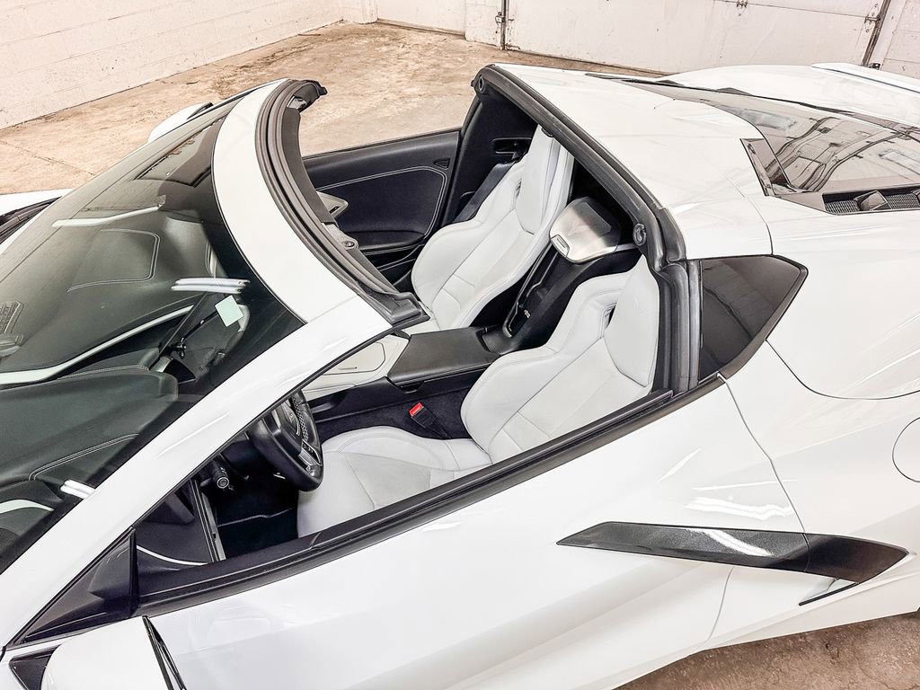 Used 2022 Chevrolet Corvette Stingray Preferred Cpe w/ Battery Protection Package RWD image 19
