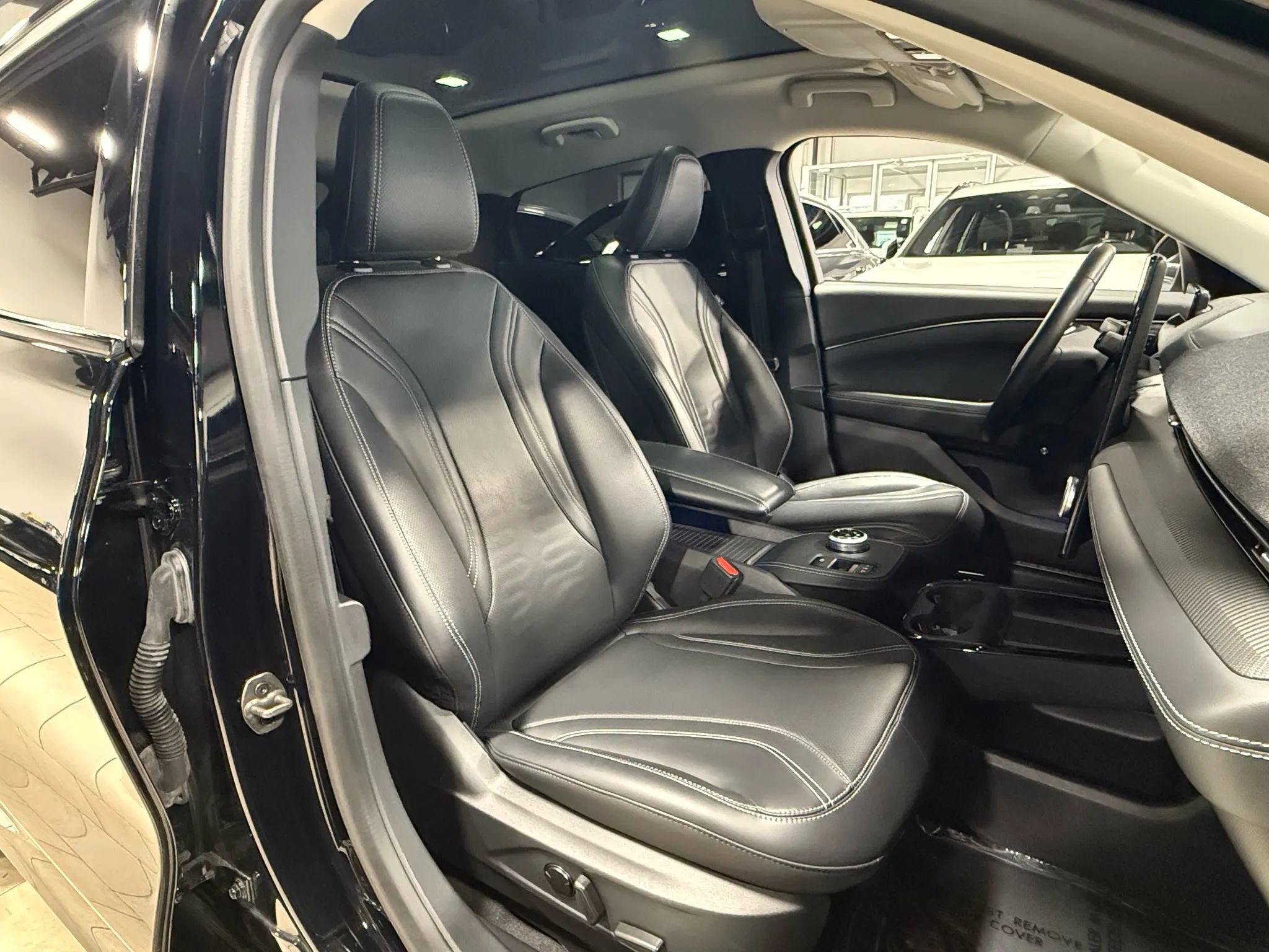 Used 2022 Ford Mustang Mach-E Premium image 13