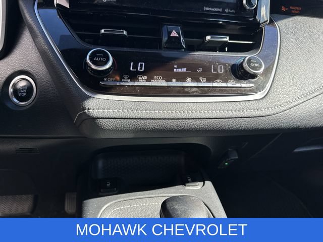 Used 2019 Toyota Corolla XSE FWD image 17