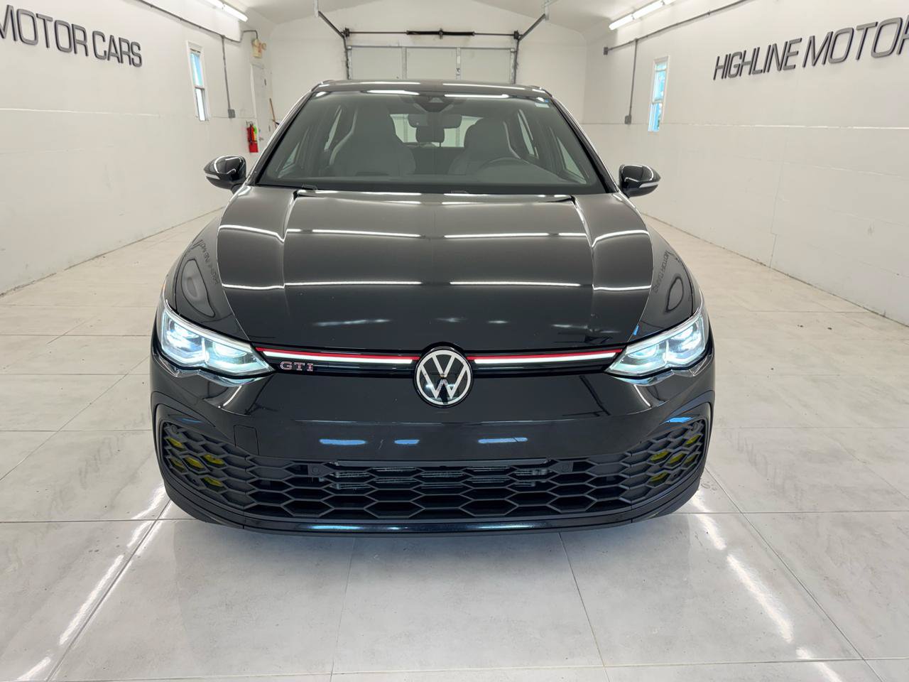 Used 2022 Volkswagen GTI SE FWD image 2