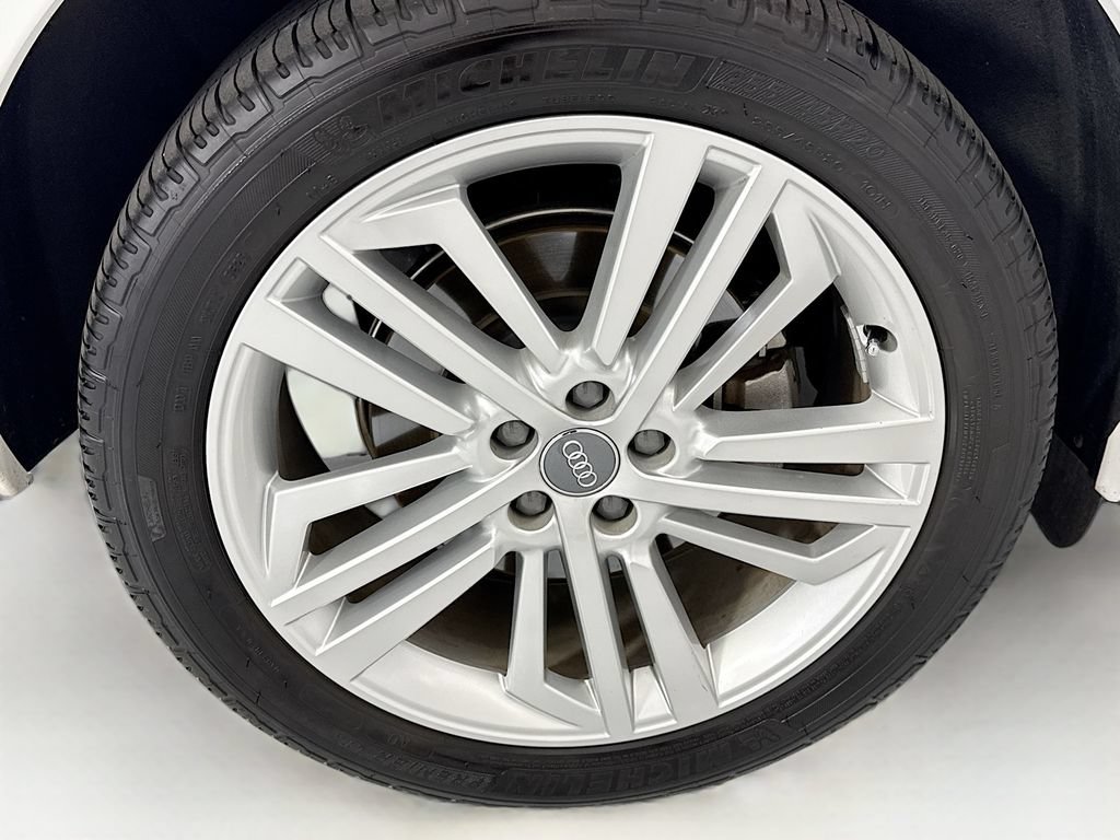 Used 2018 Audi Q5 Prestige AWD/4WD image 32