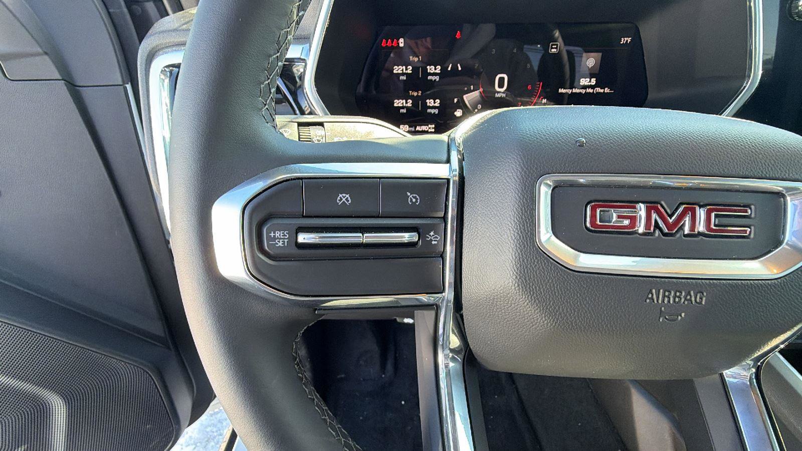 New 2025 GMC Canyon Elevation w/ Convenience Package image 18